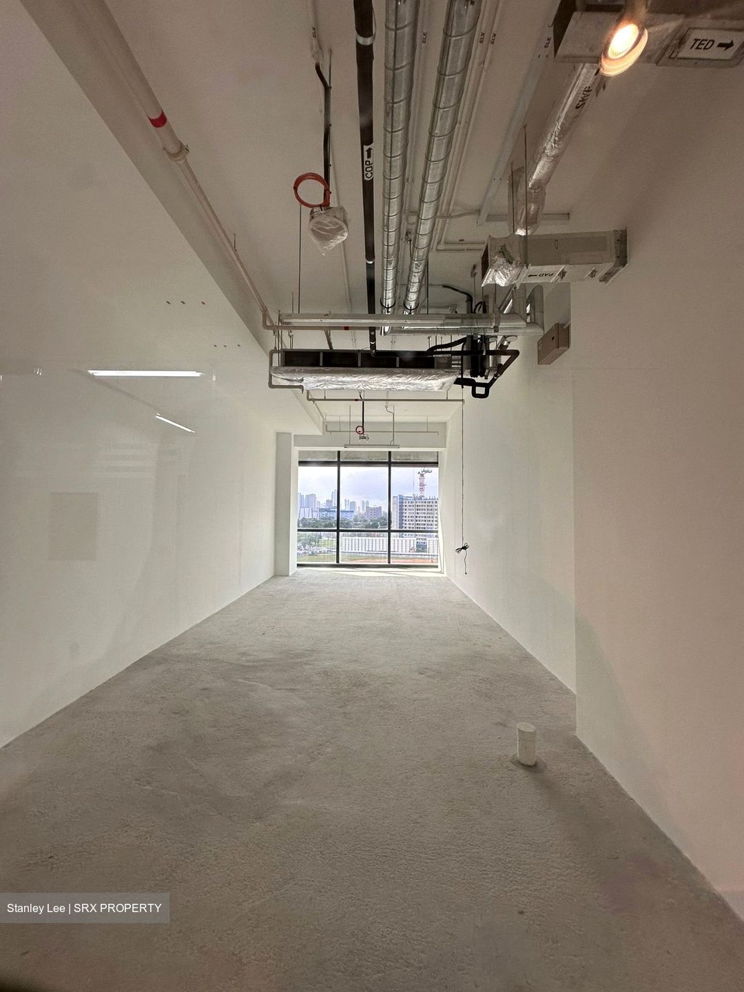 Woods Square (D25), Office #524252261